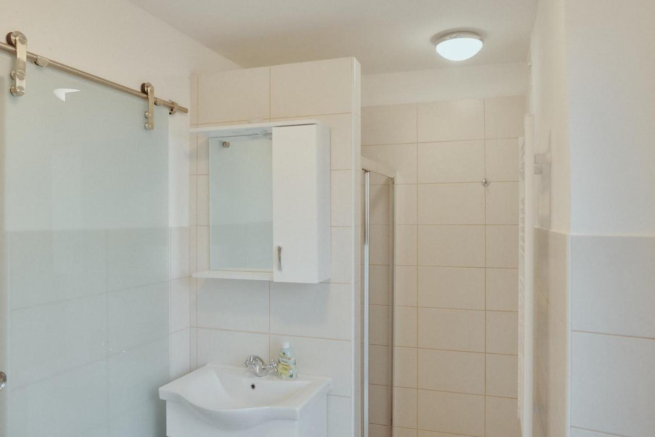 Apartments Pr' Stormanu Kanal Εξωτερικό φωτογραφία